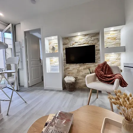 Le Colibri - 1 - Terrasse Apartment *